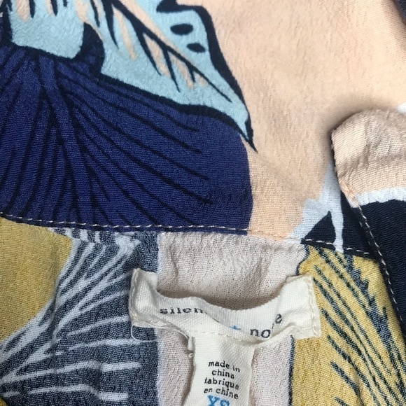 Silence and Noise Tropical Print Button Down Dress - Picture 4 of 4